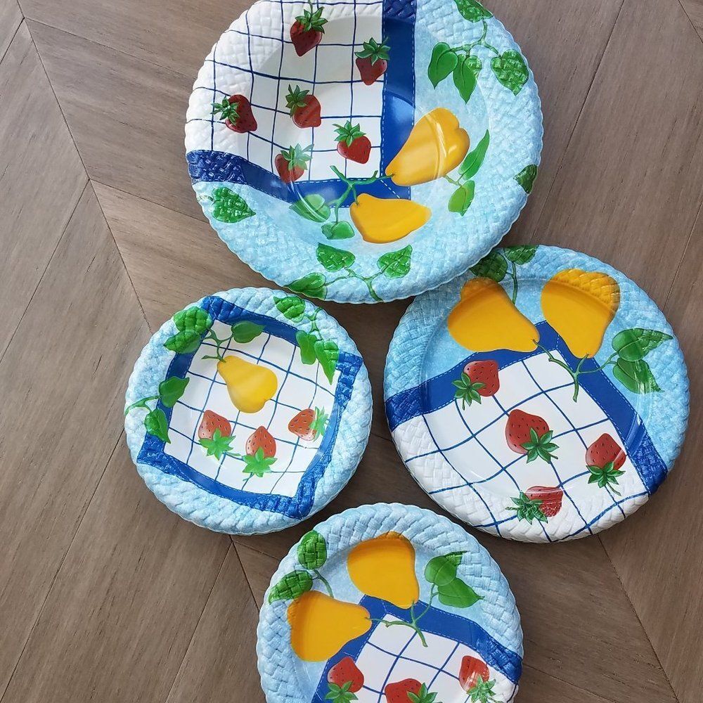 Outdoor dinnerware - Picture 2 of 2
